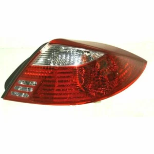 FIT FOR RIO SEDAN 2001 2002 REAR TAIL LAMP OUTER RIGHT PASSENGER 0K32A 51150A - Picture 1 of 1