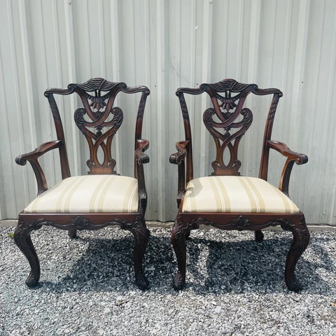 Pair VTG Henredon Mahogany Chippendale Style Hand Carved Arm Chairs! Cover