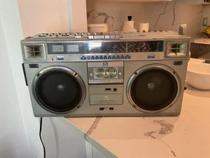 JVC Rc M70JW Boombox Cassette Tape Player 1980s - Picture 1 of 7