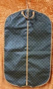 Louis Vuitton Garment Carrier - Picture 1 of 24