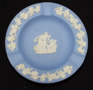 Vintage Wedgwood Blue Jasperware Ashtray Trinket Dish - Picture 1 of 5