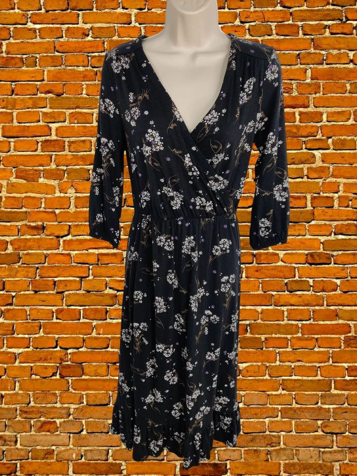 FAT FACE SIZE UK 6 BLACK FLORAL 3/4 SLEEVE CASUAL WRAP T SHIRT MIDI DRESS - Image 1 of 4