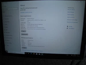 Microsoft Surface 1724 Powers On For Spares (Broken screen) see listing for info - Picture 1 of 8
