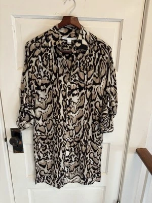 Camisa de vestir para mujer Diane von Furstenberg con estampado de leopardo 100 % seda bolsillo talla 2 Foto 1 de 4