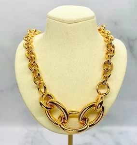 Auth YSL YVES SAINT LAURENT Gold Tone Statement Chain Necklace / LK948 - Picture 1 of 8