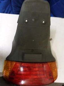 APRILIA AREA 51 1999 99 ROLLER RÜCKBREMSLEUCHTE BLINKLEUCHTEN PANEL 022 GEBRAUCHT - Bild 1 von 1