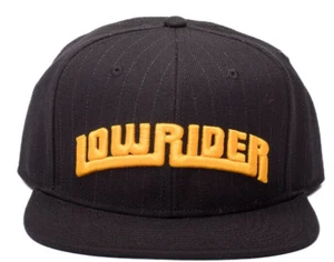 Gorra Lowrider negra a rayas arco logotipo espalda a presión - Imagen 1 de 2