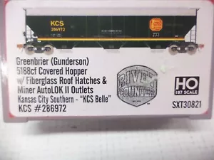 ScaleTrains Ho SXT30821, Greenbrier 5188 Covered Hopper, KCS 286972 - Picture 1 of 2