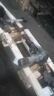 Conjunto de eje delantero usado 4x4 delantero se adapta a: Jeep Wrangler Dana 30 LHD 2007 3,21 rat Foto 1 de 3