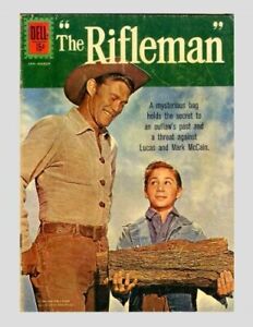 The Rifleman #10 Based On The Hit TV Series Starring Chuck Connors - All