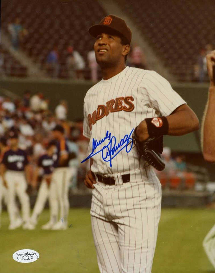 Sandy Alomar Jr Padre Jsa Sticker Signed Original Image 1/1 8x10 Photo Autograph - Image 1 of 1