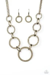 Paparazzi Jewelry City Circus Necklace Hammered Antique Brass Hoops w/ Links - Picture 1 of 3