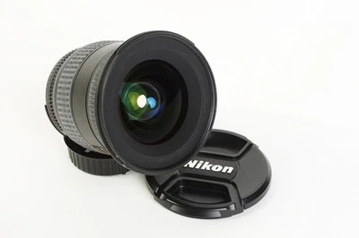 Nikon AF Nikkor 18-35mm 1:3.5-4.5 D ED zoom lens - Image 1 of 4
