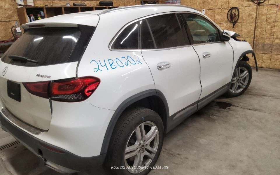 MERCEDES-BENZ GLA250 2021 RIGHT QUARTER GLASS 1482640 284-10368BR - Image 1 of 1