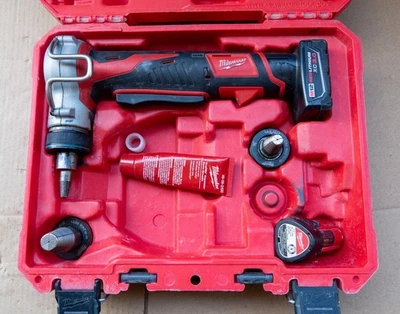 Milwaukee 2432-20 M12 ProPEX Cordless Expansion Tool Set 3 Attachments 2 Batt - Image 1 of 4