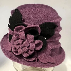 Forbusite women's Cloche Hat. purple w/ Purple black "Flower" OS - Picture 1 of 6