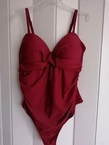 Damen Badeanzug. Größe: 48. Marke: Primark. Farbe: Bordeauxrot. - Bild 1 von 4