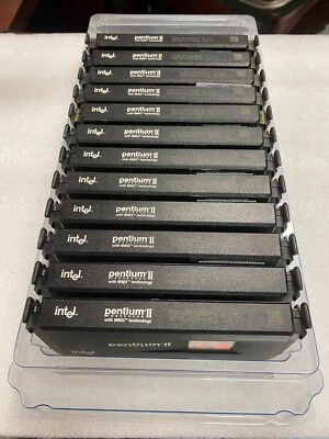 Vintage New Intel Pentium II 266MHz/512KB/66 SECC1 Slot1 CPU 80522PX266512 SL2HC - Image 1 of 4