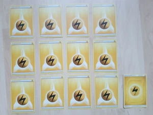 Pokémon Karten Set: 13 x Energiekarten/Energy cards Elektro/Electric 2011/2019 - Bild 1 von 2