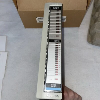 Modicon B827-032   NEW  Module 24VDC - Image 1 of 4