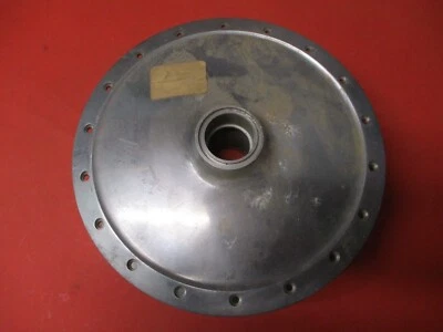 NOS NEW OEM ORIGINAL YAMAHA CS3 YCS1 FRONT WHEEL HUB 174-25111-00 - Изображение 1 из 3