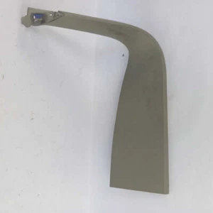 Carenado portón trasero superior derecho opel astra j sports tourer - Imagen 1 de 9