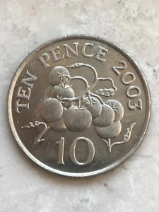 GUERNSEY 2003 - 10 PENCE Elisabetta II Britannia Giurisdizione Tomato Pomodori - Picture 1 of 3