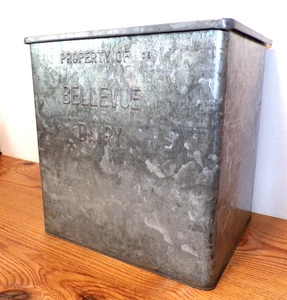 Caja de leche galvanizada vintage Bellevue Dairy Schenectady NY - ¡Limpia y genial! - Imagen 1 de 8