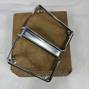 Nuevo de Lote Antiguo Chevrolet El Camino 1971 Luz de Estacionamiento Lámpara Bisel Derecha + Chevelle Wagon - Imagen 1 de 7
