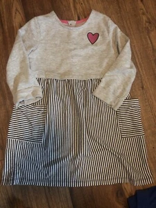 Pre-Owned Healthtex Gray With Black And White Stripe Dress Girls Size 5T - Picture 1 of 4