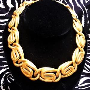 Vintage Signed ANNE KLEIN 1980s Gold Toggle Oval Abstract Link Collar Necklace - Picture 1 of 7