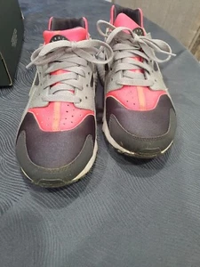 Nike Grade School Huarache Run Hot Punch / Wolf Grey-Anthracite 7Y 654280-600 - Picture 1 of 4