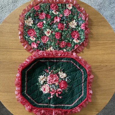 Reversible Holiday Placemats Quilted Floral Lace Trim Red and Green Set of 5 - Image 1 of 4