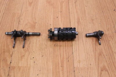 Yamaha YZ80 1993 tambor de cambio y horquillas Foto 1 de 4