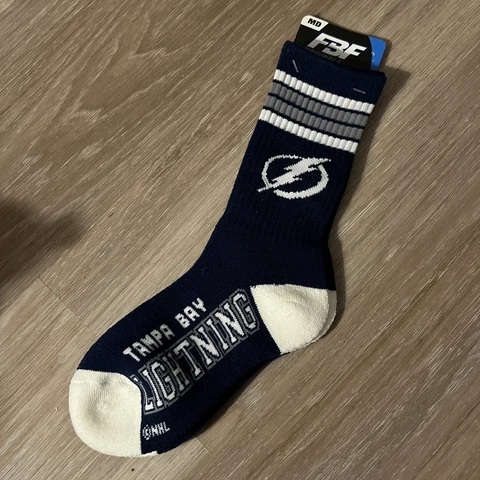 Tampa Bay Lightning Team Crew Blue Socks Medium NWT 4 stripe deuce Cover