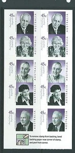 AUSTRALIA 2002 LEGENDS OF AUSTRALIA UNMOUNTED MINT, MNH.BOOKLET. - Picture 1 of 1