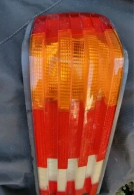 Mercedes Benz Rear Taillights  OEM 22072 W126 300SE 300SD 380SE 420SE 560SEL - Image 1 of 4