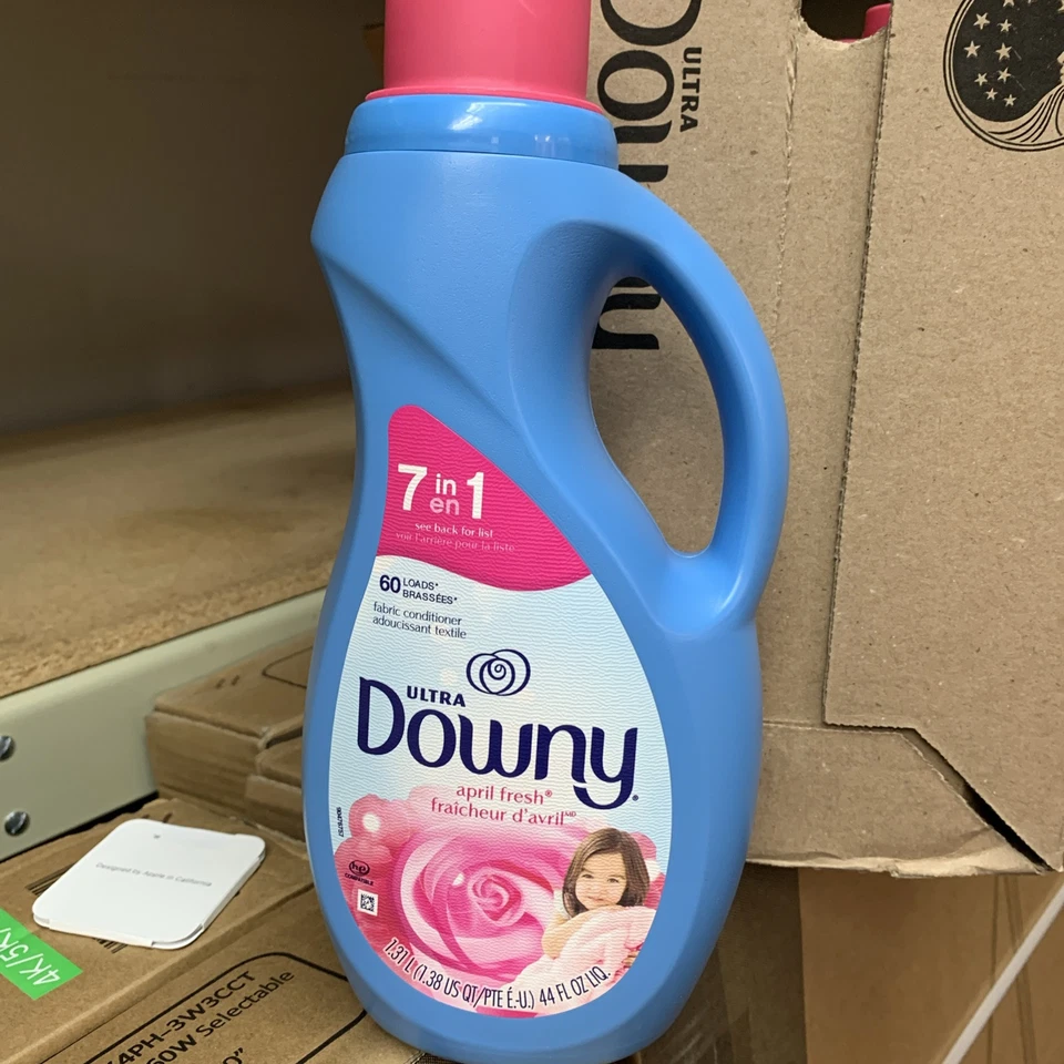 Downy 80743434 44 oz Liquid Fabric Softener - April Fresh (6/Carton)