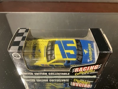 Dale Earnhardt #15 牧马人牛仔裤 1982 年福特 Thunderbird 1: 64 RCCA 20,000 — 第 1/3 张图片