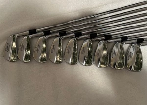 Titleist 670 Forged Iron Set, MRH, 2-PW, Dynamic Gold Tour Issue, X-100 - LOOK! - Picture 1 of 6