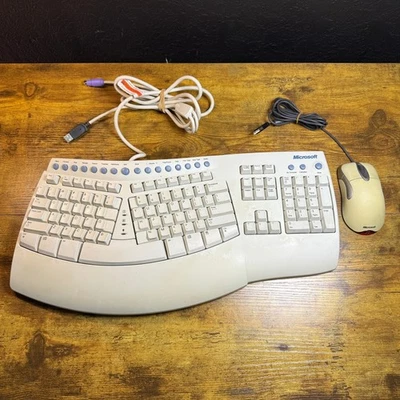 Microsoft Natural Keyboard Pro RT9401 & IntelliMouse Optical USB PS/2 Compatible - Image 1 of 4