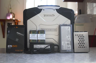 Panasonic Toughbook CF-31 MK5 i5-5300U Nuevo 1TB SSD 16GB RAM Táctil 4G DGPS 100Hrs Foto 1 de 4