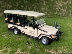1:40 Africa Wildlife Safari Jeep Model Car Souvenir Collectible Beige Open Side - Picture 1 of 13