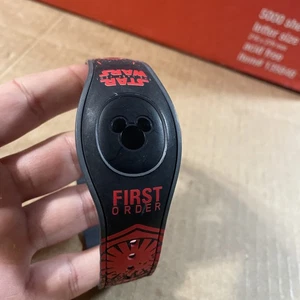 Disney Star Wars Last Jedi First Order Praetorian Guard Limited 4000 Magic Band - Bild 1 von 6