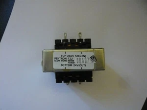 TRANSFORMADOR GLOWWORM SK8968 K8968 GENUINO 240V A 24V ANTERIOR S202804 - Imagen 1 de 1