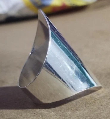 925 Sterling Silver, Solid Silver, Chevron Ring, Unisex - Image 1 of 3