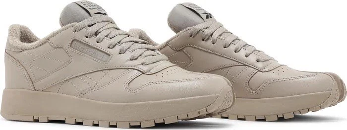 Preços baixos em Reebok Maison Margiela x Classic Leather Tabi