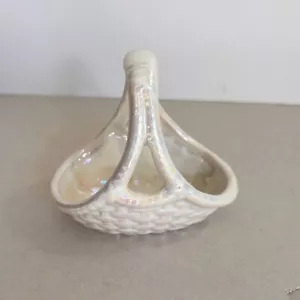 Cestino vintage piccolo bianco sporco iridescente - Foto 1 di 12