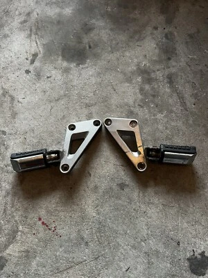 1983 83 Honda CX650C CX650 Custom CX 650 Passenger Foot Pegs - Image 1 of 2