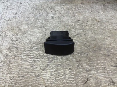 Carling Technologies VED2 20 A 12 VDC 3 Position Maintained New (TSC)